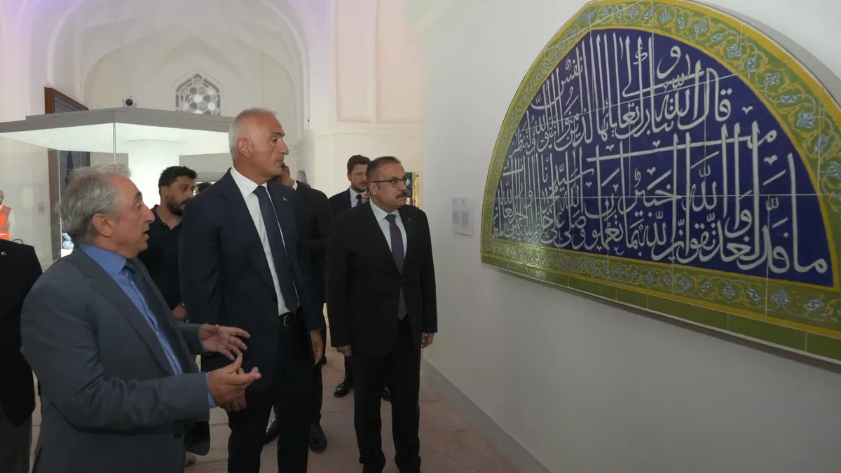 İstanbul arkeoloji müzelerinde tarihi dönüşüm! 54 bin çini restore edildi: Yüzlerce eser yeniden sergide