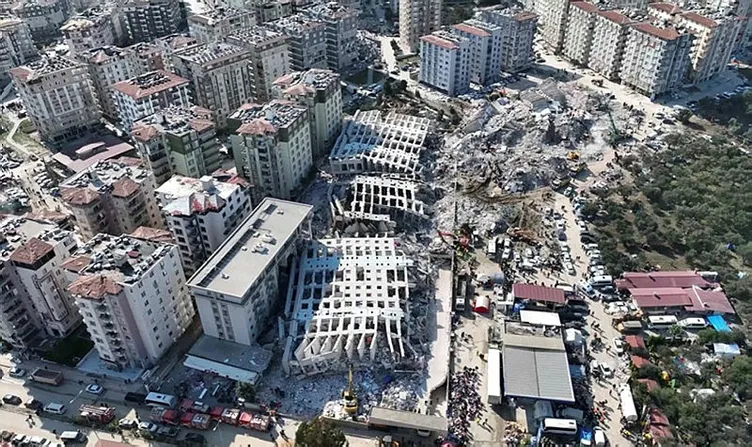 Yapı denetim sorumlusu CHP’li Lütfü Savaş’ın prensi çıktı! SABAH, Rönesans Rezidans’ın yapı ruhsat kayıtlarına ulaştı