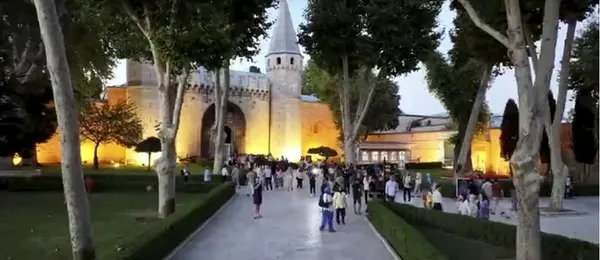 topkapi-sarayi-kapilarini-geceye-kapatiyor-topkapi-sarayinda-gece-ziyareti-bugun-27-eylulde-sona-eriyor-1758901153183.jpg