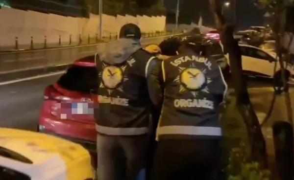 teror-orgutu-fetoye-operasyon-19-bylockcu-yakalandi-dikkat-ceken-yuksek-aidiyet-detayi-1792130965422.jpeg Terör örgütü FETÖ'ye operasyon! 19 ByLockçu yakalandı: Dikkat çeken 'yüksek aidiyet' detayı