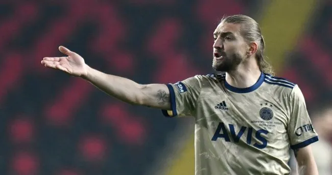 Fenerbahçe'de Caner Erkin için yeni karar! Ali Koç, Emre Belözoğlu ve Erol Bulut...