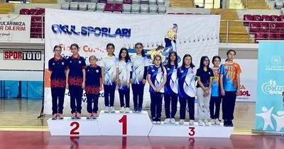 Niğde’nin küçük kızları Sivas’ta Türkiye Şampiyonu oldular