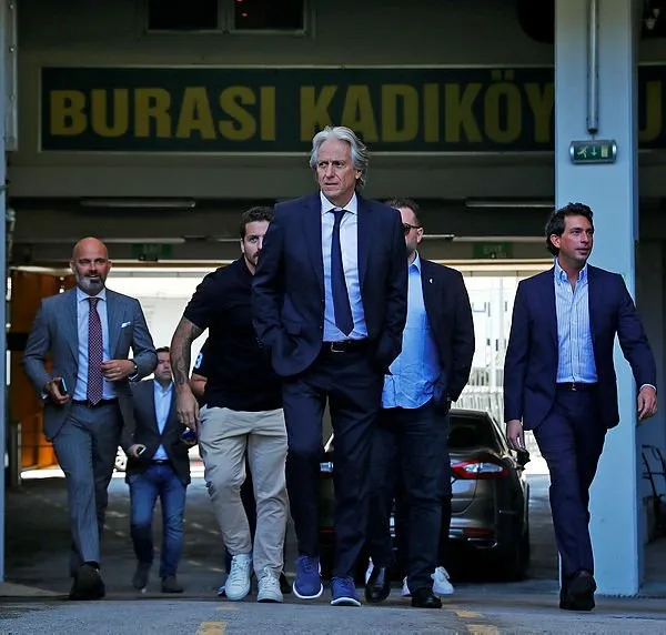 Son dakika: Fenerbahçe, Marcelo için resmi temaslara başlıyor! Transferde Fransa’dan sürpriz rakip