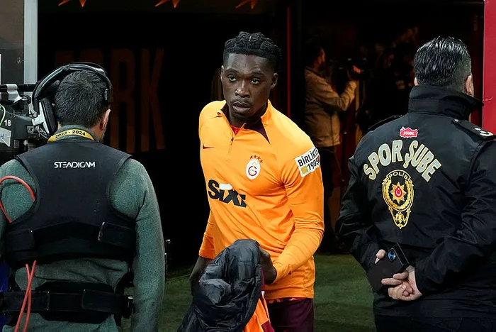 son-dakika-galatasaray-haberi-galatasarayda-derrick-kohn-zamani-basliyor-1708156456001.jpg