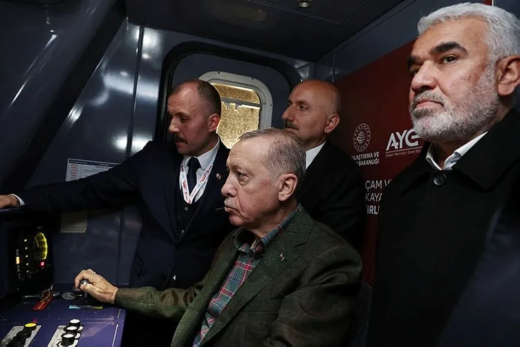 Başakşehir-Kayaşehir metrosu hizmete açıldı: Başkan Erdoğan ilk sürüşü gerçekleştirdi