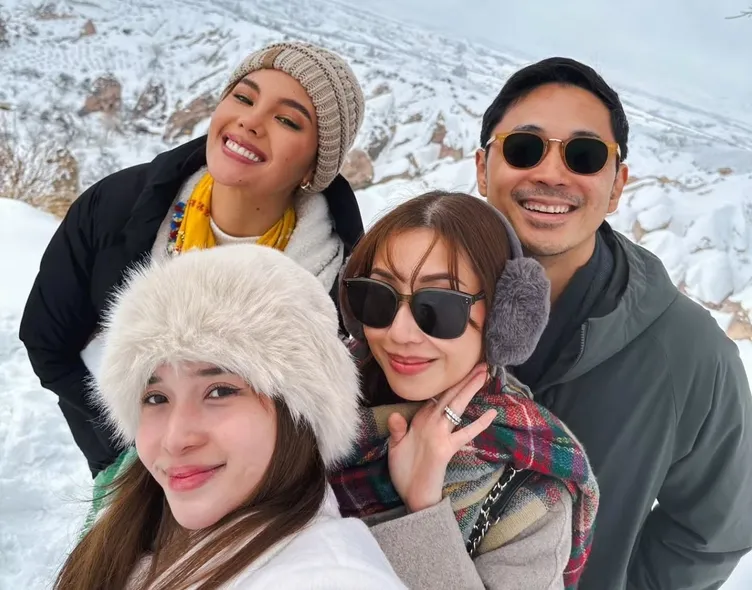 Nişanlısından ayrıldı, soluğu Türkiye'de aldı! Kainat Güzeli bakın aşk acısına çareyi nasıl buldu...