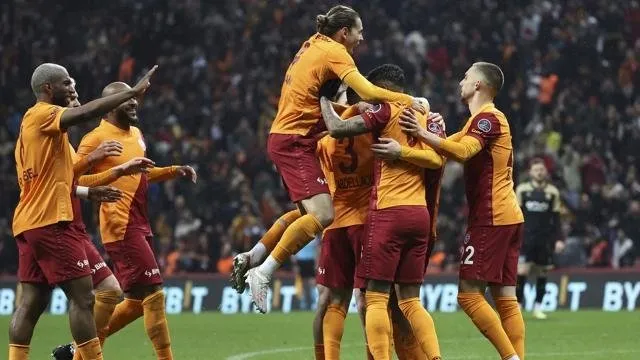 KARABAĞ GALATASARAY MAÇI CANLI İZLE EKRANI: Karabağ Galatasaray hazırlık maçı canlı yayın şifresiz mi yayınlanacak?
