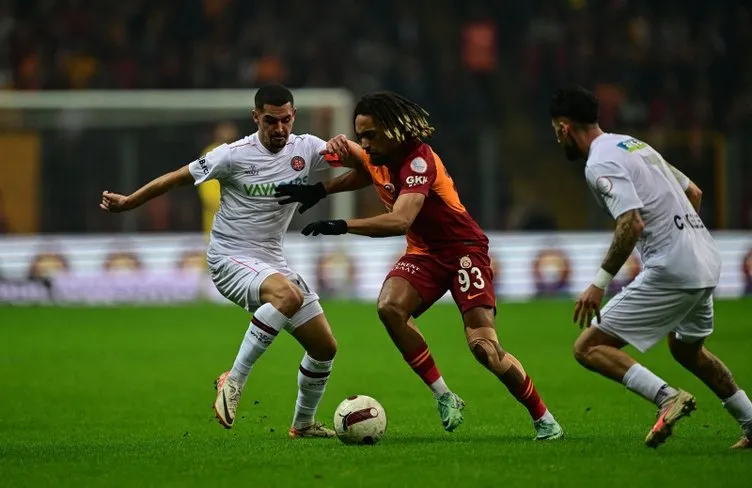 Son dakika haberleri: Serdar Dursun Galatasaray maçında inanılmazı başardı! Sosyal medya yangın yerine döndü: Tam gol olacakken...