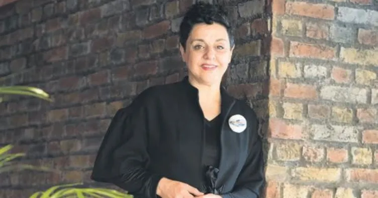 Tek bir yapının değişken parçalarıyız