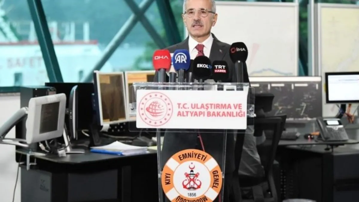 Bakan Uraloğlu: Yerli ve milli deniz araçları ile İstanbul Boğazı'nda 416 milyon ton yük taşındı
