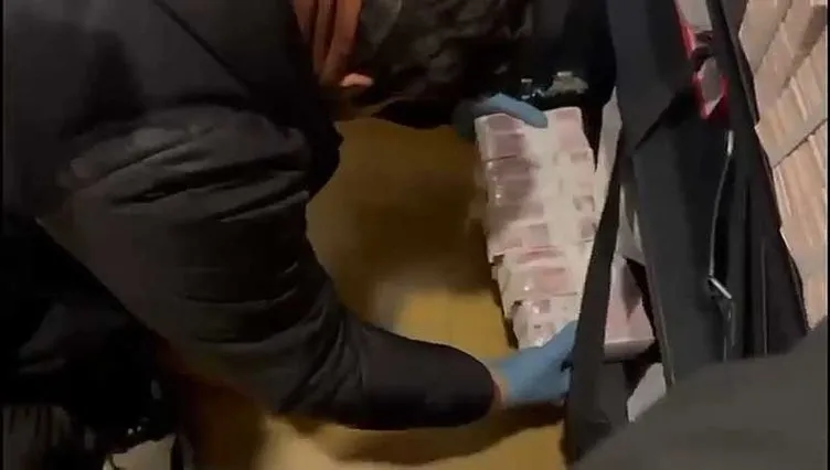 SON DAKİKA | İBB'deki yolsuzluk çarkında yeni skandal! Paravan sıvacı, tesisatçıdan sonra şimdi de şoför!