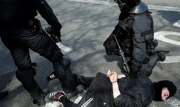 İspanyol aşırı sağına karşı Barselona’da olaylı eylem