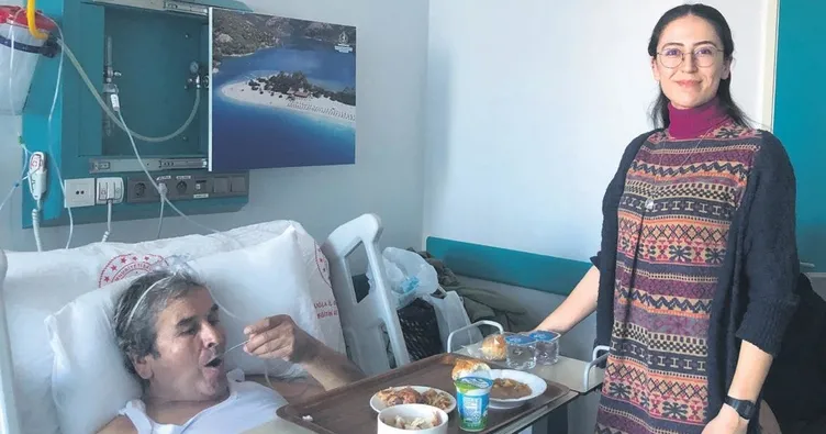 Gençler, gönüllü refakatçi oldu