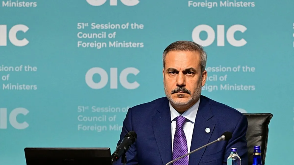 Bakan Fidan'dan Çinli mevkidaşı ile 'İsrail-İran savaşı' görüşmesi