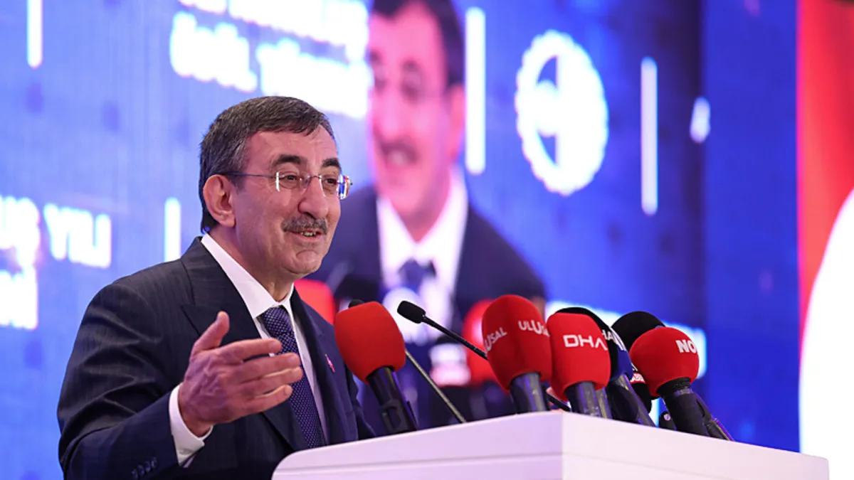 Cumhurbaşkanı Yardımcısı Cevdet Yılmaz'dan enflasyon açıklaması: Düşüş eğilimine girmiş durumda