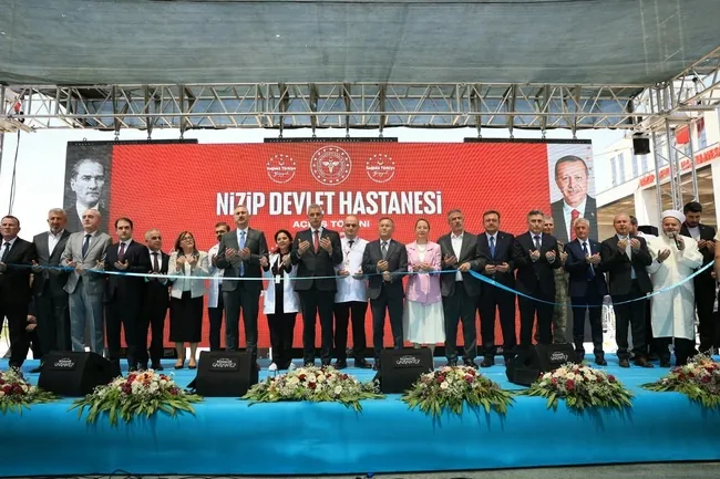 saglik-bakani-kemal-memisoglu-saglik-alaninda-tarihi-bir-gelisime-imza-attik-1787143952395.jpg
