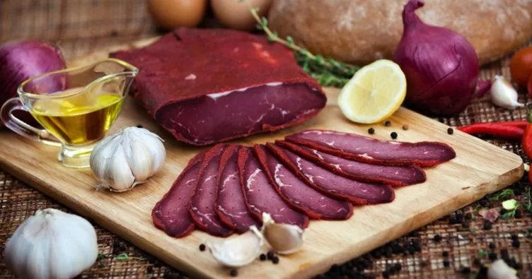 Pastırma nasıl yenir? Pastırma çiğ yenir mi, nasıl pişirilir?