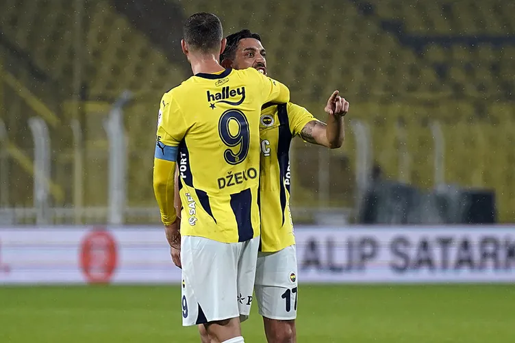 SON DAKİKA HABERİ: Fenerbahçe’de En-Nesyri bir ilki yaşadı! Sonradan girip maça damgasını vurdu...