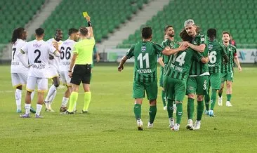 Sakaryaspor evinde İstanbulspor’u 3’ledi