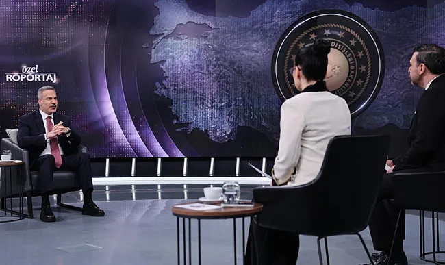 son-dakika-bakan-fidandan-a-haberde-net-mesaj-bu-haksiz-savas-son-bulmali-1774643622225.jpeg SON DAKİKA | Bakan Fidan'dan A Haber'de net mesaj: Bu haksız savaş son bulmalı