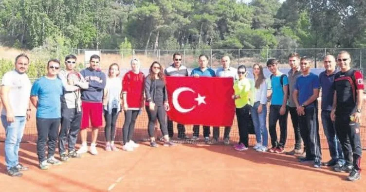 Adana’da tenis kule hakemliği kursu