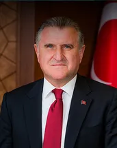 Bakan Bak, Fenerbahçe Beko’yu tebrik etti!