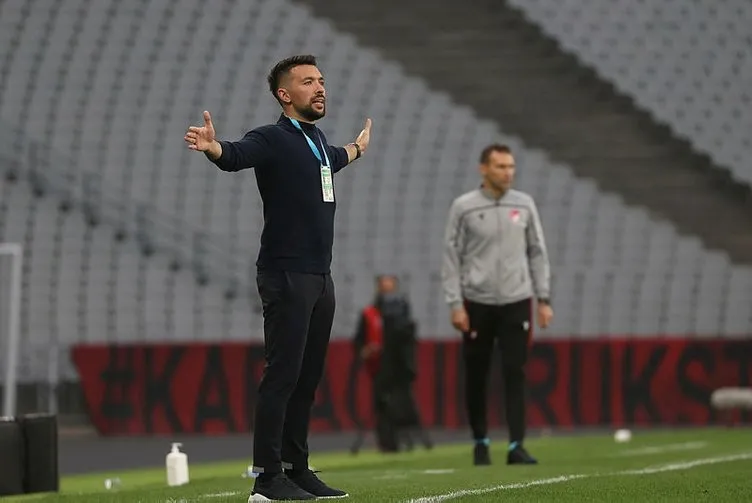 Son dakika: Fatih Karagümrük’te Farioli’den sonra eski Fenerbahçeli geliyor! Anlaşma...