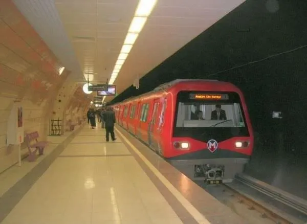 İstanbul’da metrosunda olay