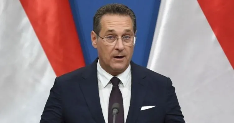 Avusturya’da Başbakan Yardımcısı istifa etti