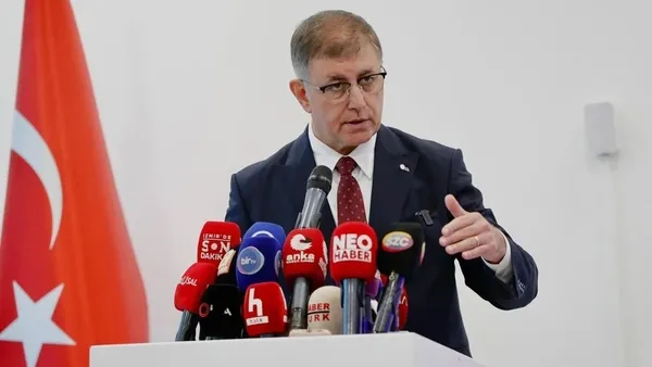 izulasta-deprem-izbb-baskani-tugay-kendi-atadigi-burokrati-gorevden-aldi-1783677420136.jpg