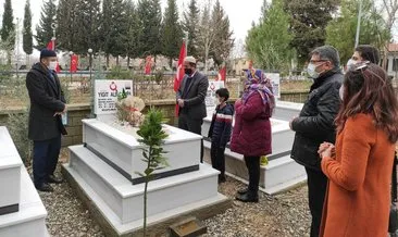 Büyükelçi Hassen, Şehit Yiğit Ali Çavuş’un kabrini ziyaret etti