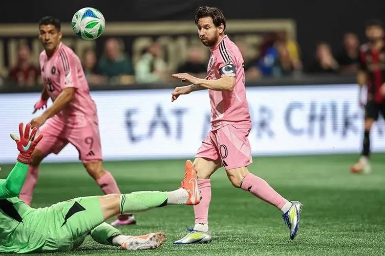 Messi’nin yeni takımını duyurdular! Dünya yıldızı görüşmelere başladı...