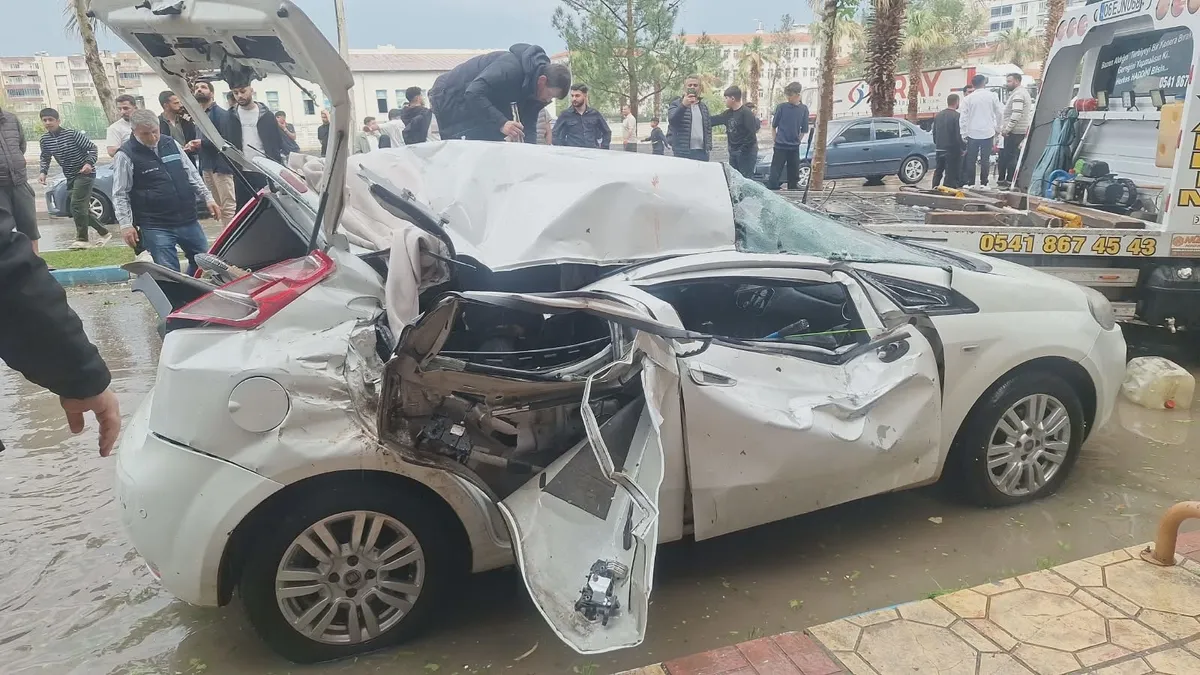 Birecik’te fırtına can aldı: Diş teknisyeni hayatını kaybetti Birecik’te fırtına can aldı: Diş teknisyeni hayatını kaybetti
