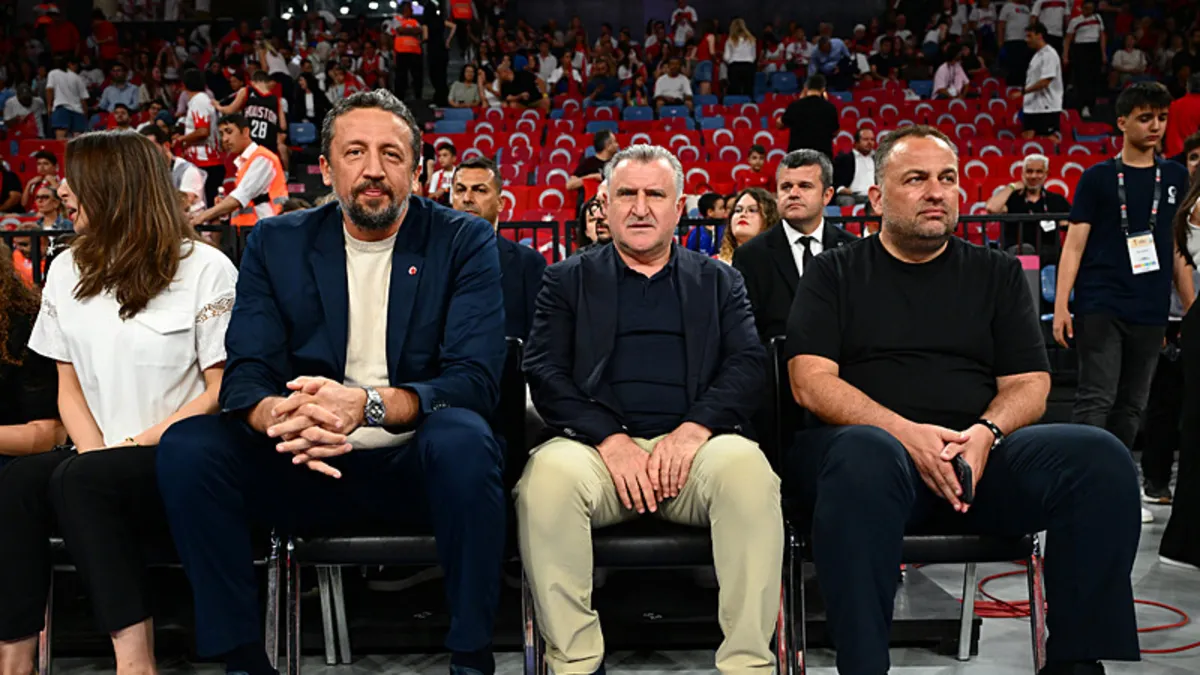 Gençlik ve Spor Bakanı Osman Aşkın Bak: 12 Dev Adam’ı tebrik ediyorum! Gençlik ve Spor Bakanı Osman Aşkın Bak: 12 Dev Adam’ı tebrik ediyorum!