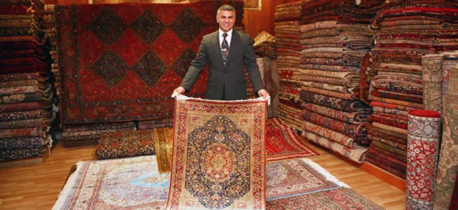 Ünlü halıcı yine boşandı