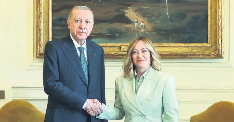 İtalya Başbakanı Meloni’yi tebrik etti