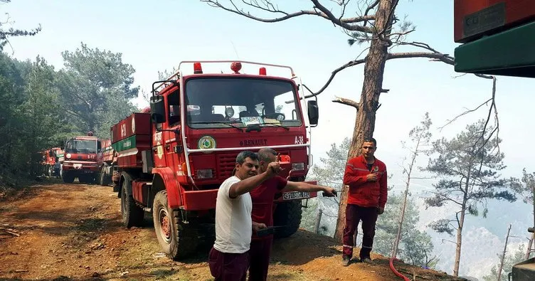 Son dakika: Hatay’da teröristlerin çıkardığı orman yangını kontrol altına alındı