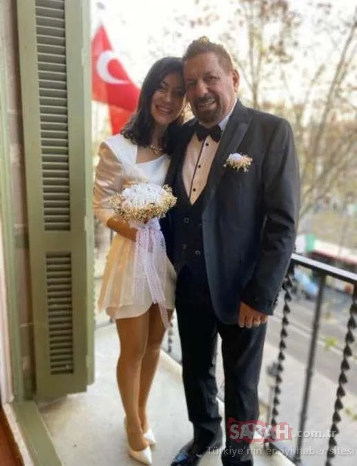 73 yaşındaki Erman Toroğlu ve genç eşi Ezgi Yavuz evlerinin kapılarını SABAH Pazar’a açtı!