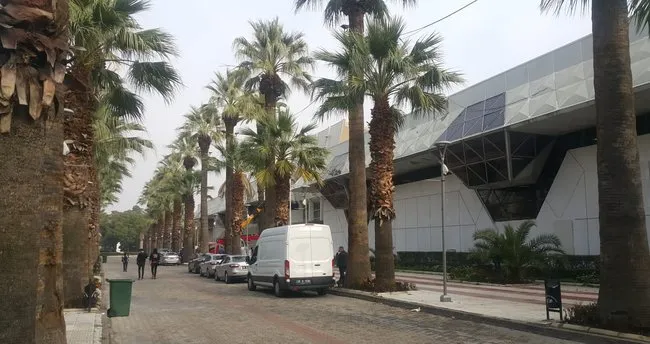 Izmir Buyuksehir Belediyesi Cati Onarimina Tam 3 Milyon Lira Ayiracak Son Dakika Haberler