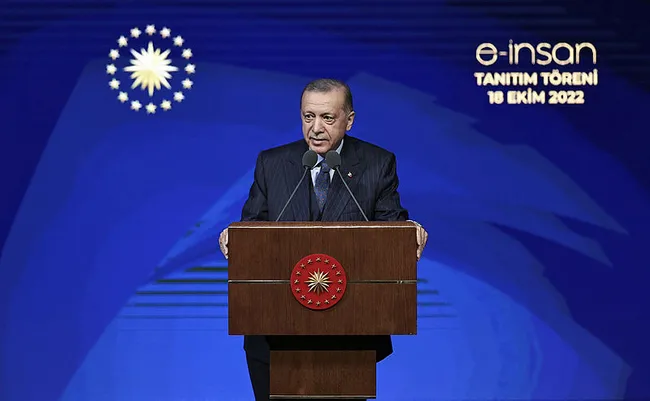son-dakika-baskan-recep-tayyip-erdogandan-staj-maasi-icin-asgari-ucret-aciklamasi-1666101676568.jpg