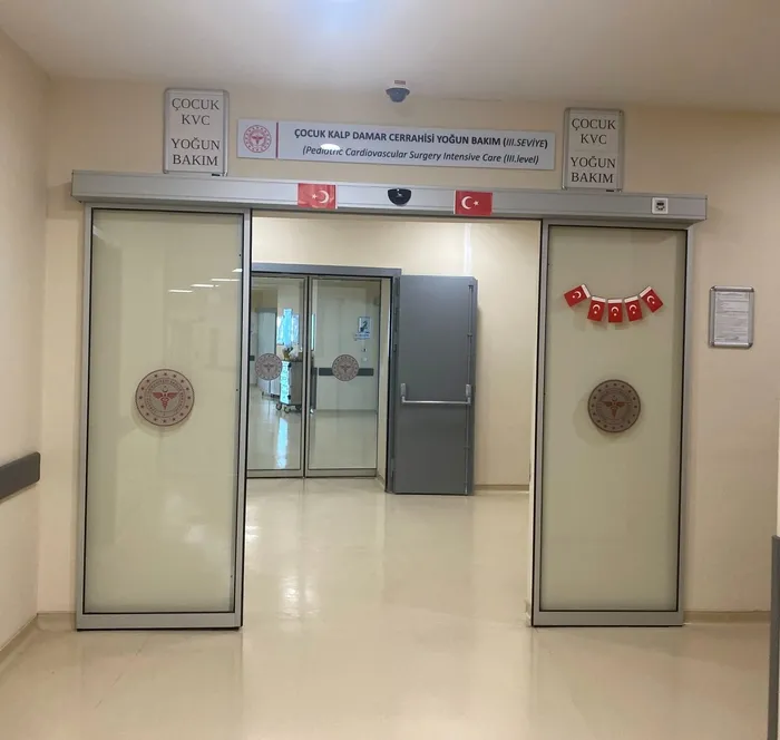 konya-sehir-hastanesi-cocuk-kalp-merkezinde-muthis-operasyon-1686548584270.jpg