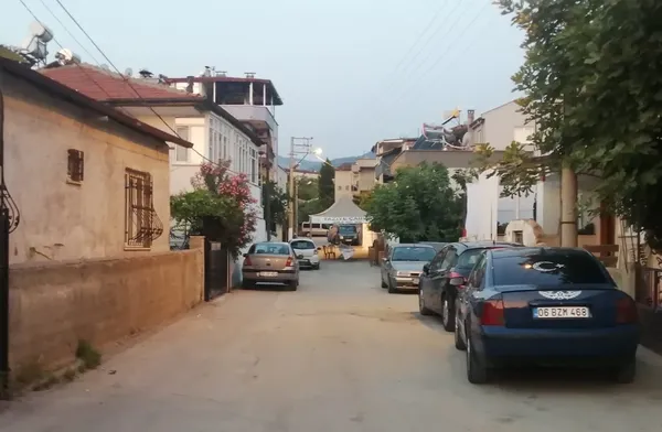 monte-edilmeyen-demir-kapi-4-yasindaki-aysimayi-oldurdu-1689061699368.jpg