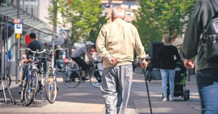 Almanya’da 3.8 milyon emekli fakirliği yaşıyor