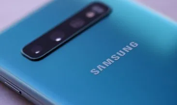 Samsung Galaxy Fold 2’nin kanlı canlı fotoğrafları yayınlandı