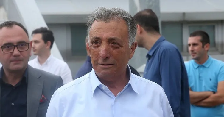 Beşiktaş Başkanı Ahmet Nur Çebi’den flaş transfer açıklaması