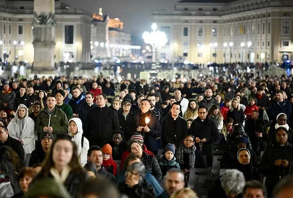 Vatikan'dan Papa'nın sağlık durumuna ilişkin yeni açıklama