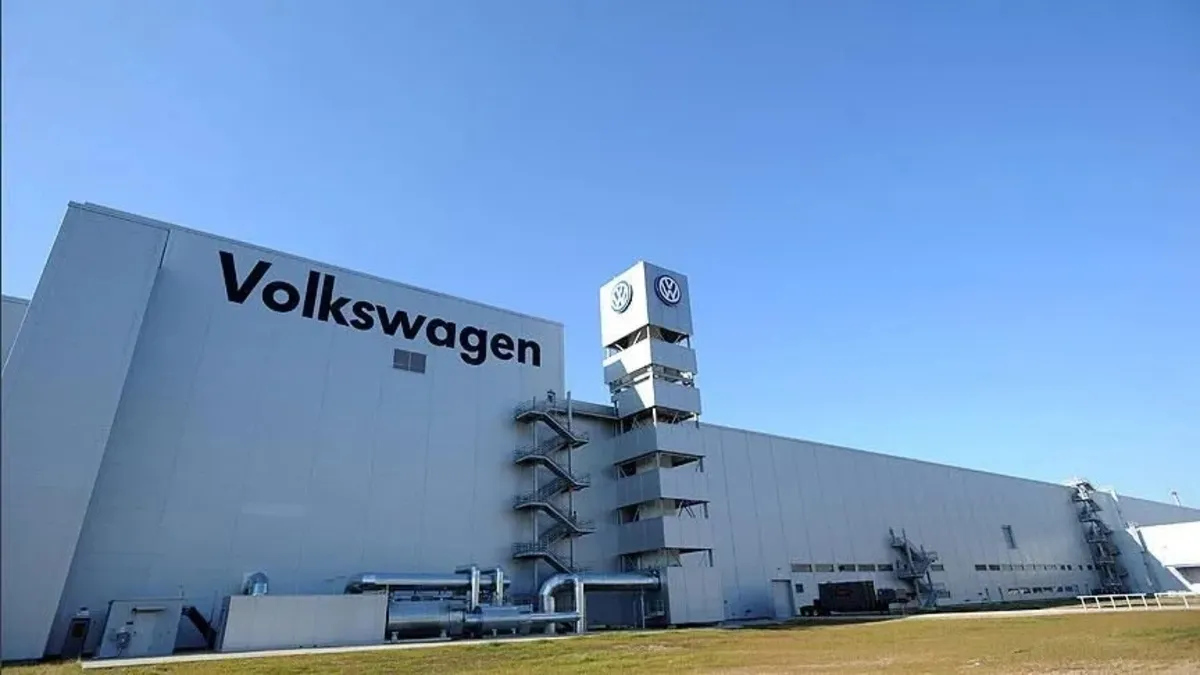 Volkswagen 'Gelecek Planı'nı duyurdu: 50 bin çalışan işten çıkarılacak!