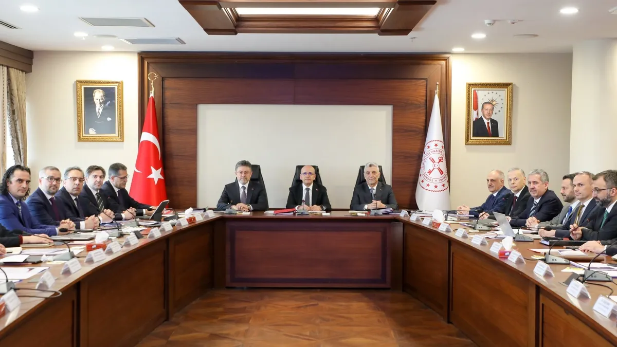 Gıda Komitesi Bakan Şimşek’in başkanlığında toplandı Gıda Komitesi Bakan Şimşek’in başkanlığında toplandı