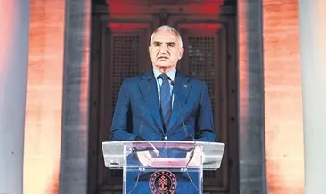 500 parça tarihi eser ele geçirildi
