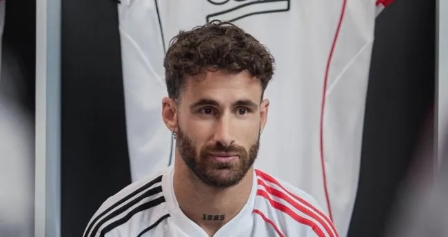 Beşiktaş’ın yeni sezon formaları satışa çıktı